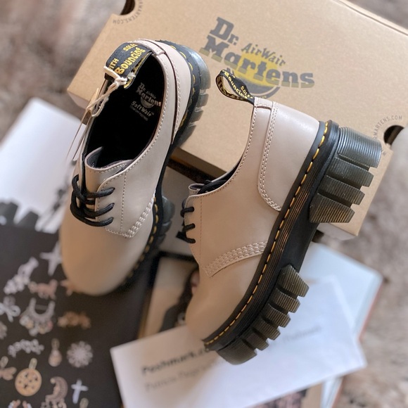 Dr. Martens Audrick 3-Eye Oxford Shoe - Picture 9 of 16